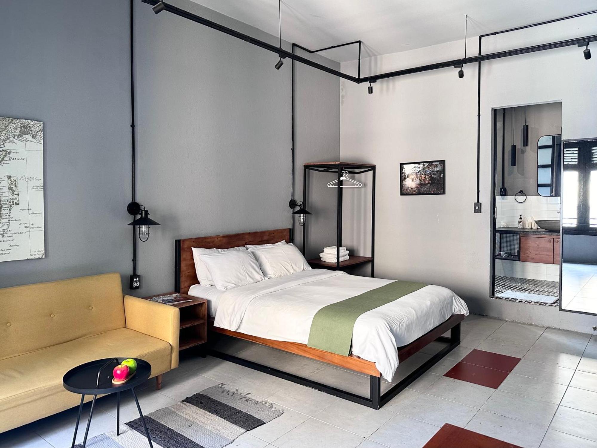 Circadian Industrial Studios On Nguyen Hue 호치민 외부 사진