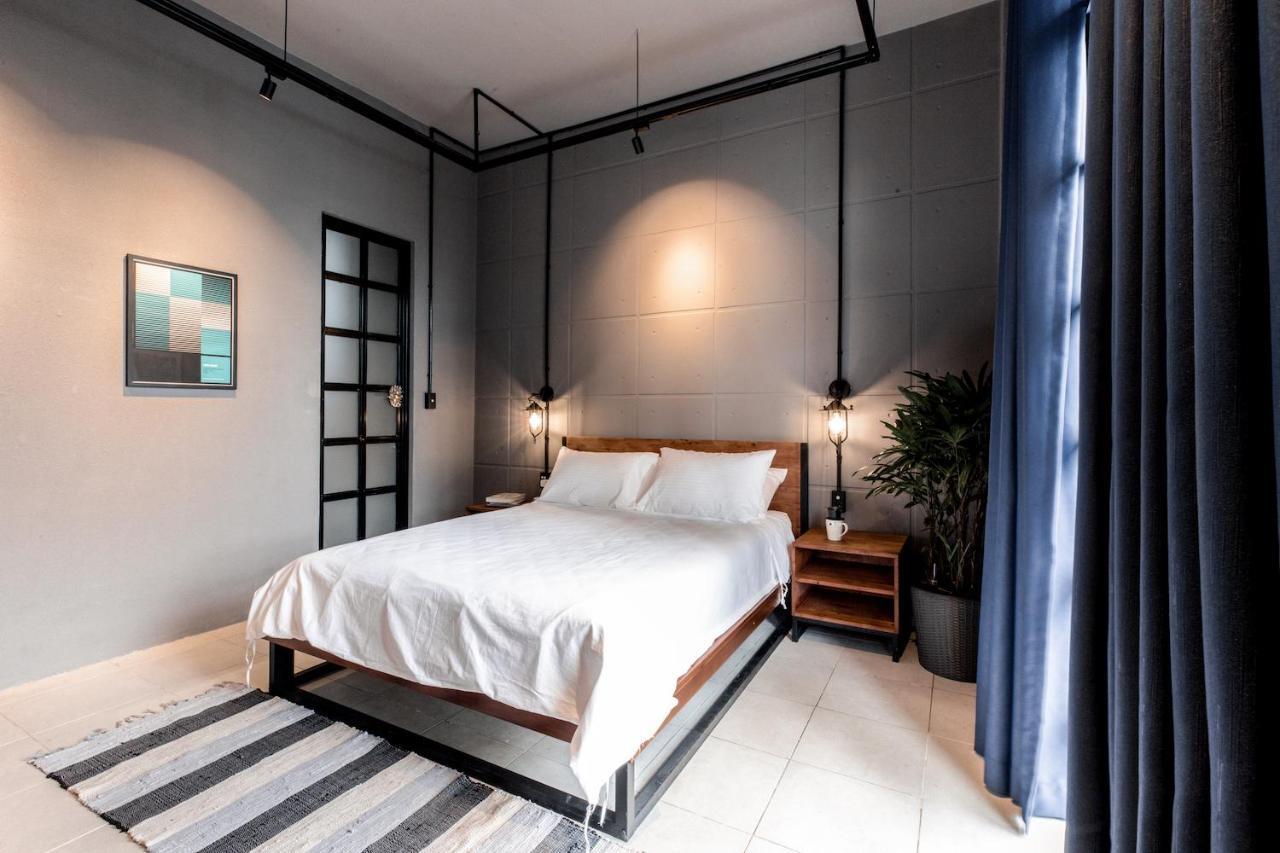 Circadian Industrial Studios On Nguyen Hue 호치민 외부 사진