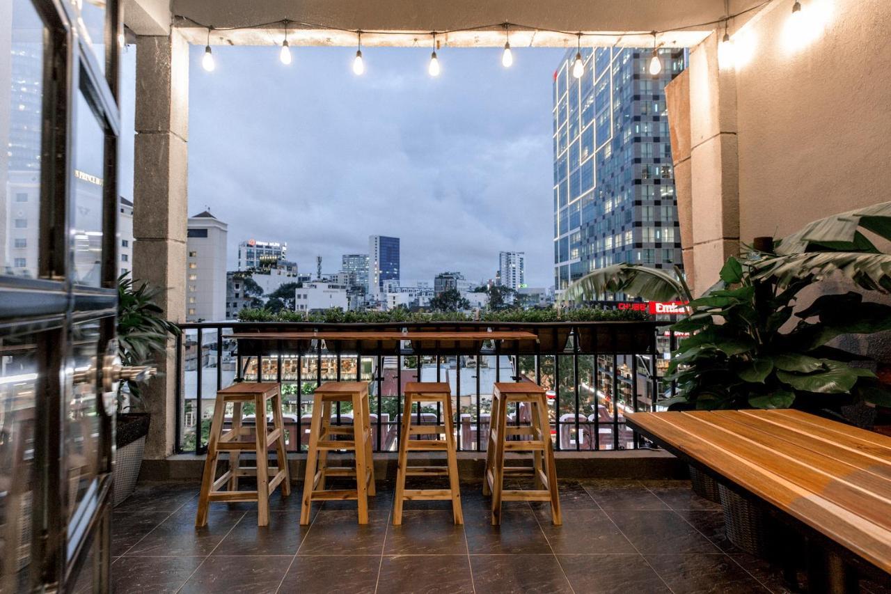 Circadian Industrial Studios On Nguyen Hue 호치민 외부 사진
